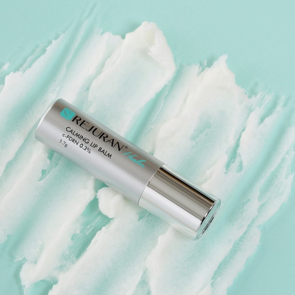 Rejuran Healer Calming Lip Balm 3,7 г - Заспокійливий бальзам для губ - фото №2 Rejuran Healer Calming Lip Balm 3,7 г - Заспокійливий бальзам для губ - фото №2